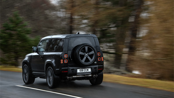 ಭಾರತದಲ್ಲಿ V8 ಎಂಜಿನ್ ಪ್ರೇರಿತ Land Rover Defender SUV ಬಿಡುಗಡೆ