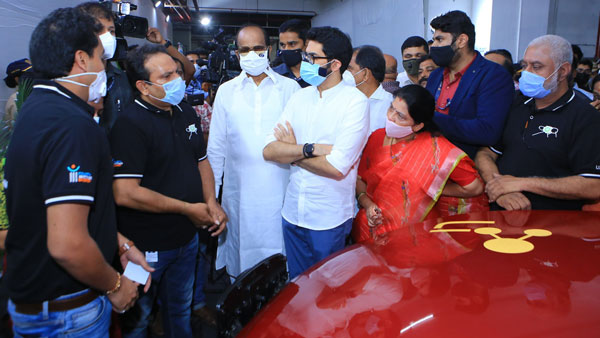 ಮುಂಬೈನಲ್ಲಿ ಮೊದಲ ಸಾರ್ವಜನಿಕ ಇವಿ ಚಾರ್ಜಿಂಗ್ ಕೇಂದ್ರವನ್ನು ತೆರೆದ ಮಹಾರಾಷ್ಟ್ರ ಸರ್ಕಾರ