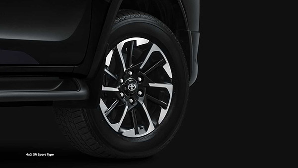 ಆಕರ್ಷಕ ವಿನ್ಯಾಸದಲ್ಲಿ ಅನಾವರಣಗೊಂಡ ಟೊಯೊಟಾ ಫಾರ್ಚುನರ್ ಜಿಆರ್ ಸ್ಪೋರ್ಟ್ 