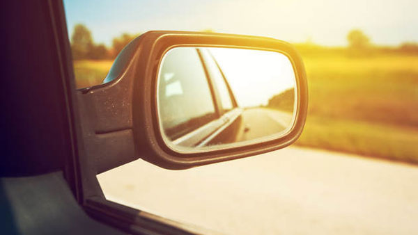 ಆಧುನಿಕ ಕಾರುಗಳು ರೇರ್ ವಿಂಡ್‌ಶೀಲ್ಡ್‌ ಮಿರರ್‌ ಹೊಂದದೆ ಇರಲು ಕಾರಣಗಳಿವು