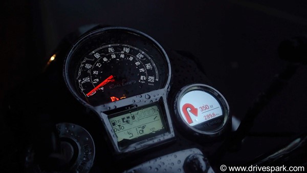 ಬೈಕ್ ರಿವ್ಯೂ: ಹೊಸ ಅಪ್‌ಡೇಟ್‌ಗಳೊಂದಿಗೆ ರಸ್ತೆಗಿಳಿದ 2021ರ Royal Enfield Classic 350 