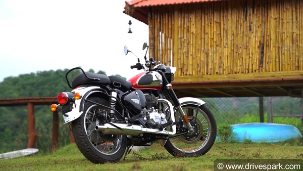 ಬೈಕ್ ರಿವ್ಯೂ: ಹೊಸ ಅಪ್‌ಡೇಟ್‌ಗಳೊಂದಿಗೆ ರಸ್ತೆಗಿಳಿದ 2021ರ Royal Enfield Classic 350 