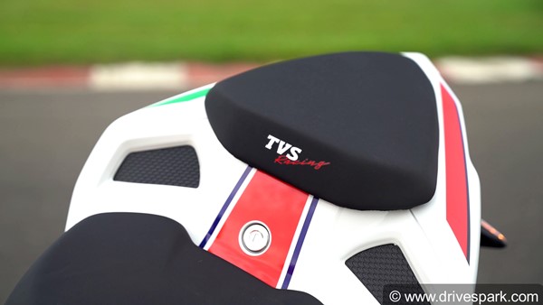 ಪರ್ಫಾಮೆನ್ಸ್ ಪ್ರಿಯರಿಗಾಗಿ ಮತ್ತಷ್ಟು ಬದಲಾದ 2021ರ TVS Apache RR310