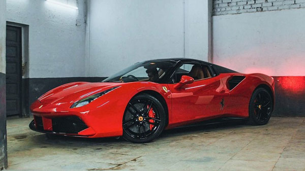 ಮತ್ತೆ ಕೋಟಿ ಮೌಲ್ಯದ ಐಷಾರಾಮಿ ಕಾರು ಖರೀದಿಸಿದ ಜೀಮ್ ಮಾಲೀಕ