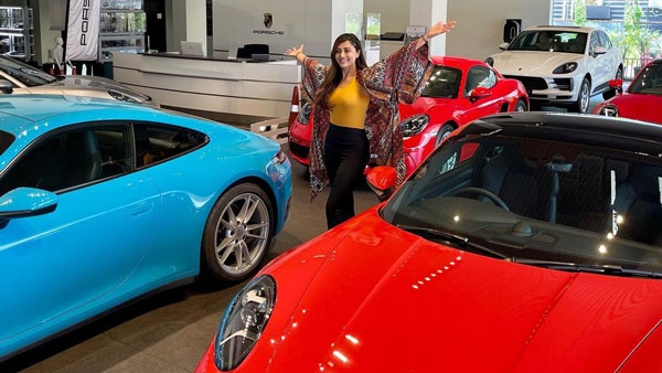 ಐಷಾರಾಮಿ Porsche ಸ್ಪೋರ್ಟ್ಸ್ ಕಾರು ಖರೀದಿಸಿದ ನಟಿ ಮಮತಾ ಮೋಹನ್‌ದಾಸ್‌ 