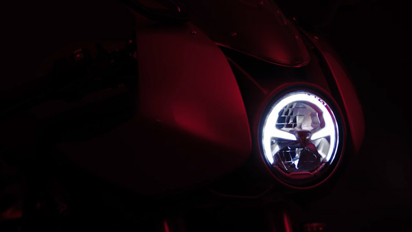 ಭಾರತದಲ್ಲಿ ಬಿಡುಗಡೆಗೆ ಸಜ್ಜಾಗುತ್ತಿದೆ ಹೊಸ Triumph Speed Triple 1200RR ಬೈಕ್