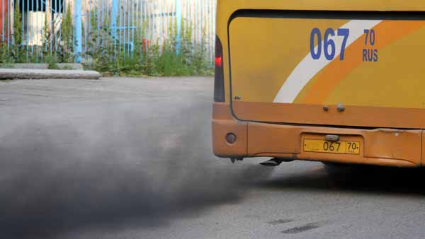 ಕಾರುಗಳ ಎಕ್ಸಾಸ್ಟ್ ಪೈಪ್'ಗಳಿಂದ ವಿವಿಧ ಬಣ್ಣದ ಹೊಗೆಗಳು ಹೊರ ಬರಲು ಕಾರಣಗಳಿವು