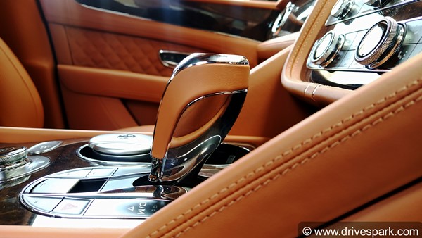 ರೂ.6.5 ಕೋಟಿ ಮೌಲ್ಯದ ಬೆಂಟ್ಲಿ ಬೆಂಟಾಯ್ಗಾ ಕಾರನ್ನು ಖರೀದಿಸಿದ ಕರ್ನಾಟಕದ ಉದ್ಯಮಿ