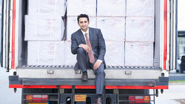 Rolls Royce Phantom ಕಾರು ಖರೀದಿಸಿದ ಕೋವಿಶೀಲ್ಡ್ ಕಂಪನಿ ಸಿಇಒ