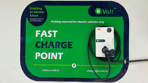 ರಾಜಧಾನಿ ದೆಹಲಿಯಲ್ಲಿ ಇವಿ ಚಾರ್ಜಿಂಗ್ ನಿಲ್ದಾಣಗಳನ್ನು ಹೆಚ್ಚಿಸಲು ಹೊಸ ಯೋಜನೆ ಆರಂಭಿಸಿದ ಇವೊಲ್ಟ್
