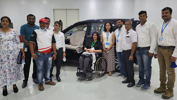 XUV 700 ಎಸ್‌ಯು‌ವಿಯಲ್ಲಿ ವಿಶೇಷ ಆಸನ ಅಳವಡಿಸಿದ Mahindra