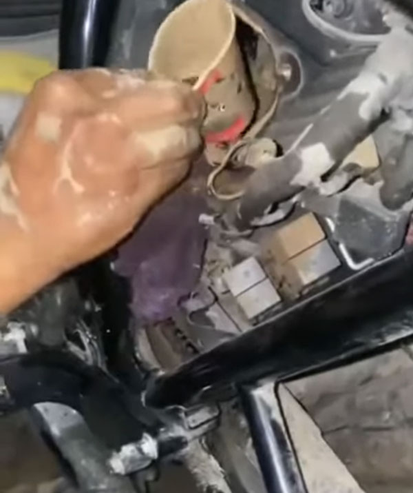 ಭಾರೀ ಪ್ರಮಾಣದ ಹಾನಿಗೆ ಕಾರಣವಾಗುತ್ತದೆ ಜಲಾವೃತ ರಸ್ತೆಗಳಲ್ಲಿನ ವಾಹನ ಚಾಲನೆ