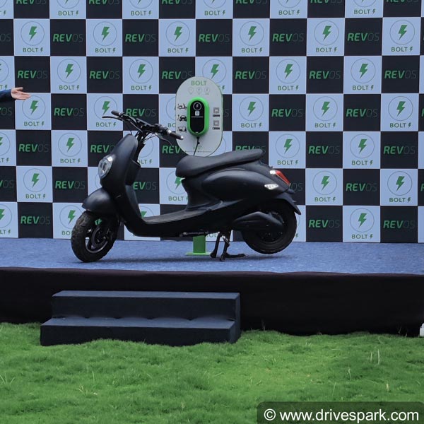 ಅತ್ಯಂತ ಸುಲಭ ಮತ್ತು ಕೈಗೆಟುಕುವ ದರದ ಇವಿ ಚಾರ್ಜಿಂಗ್ ಪಾಯಿಂಟ್ ಆರಂಭಿಸಿದ REVOS