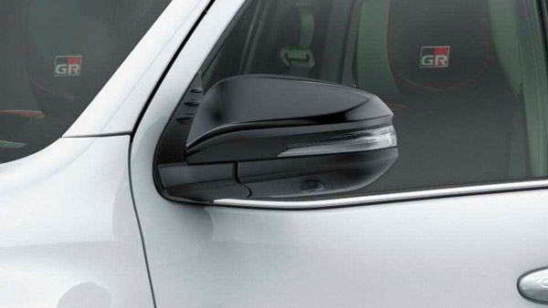 ಸ್ಪೋರ್ಟಿ ಲುಕ್‍‍‍ನಲ್ಲಿ ಅನಾವರಣಗೊಂಡ Toyota Hilux gets GR Sport ಎಡಿಷನ್