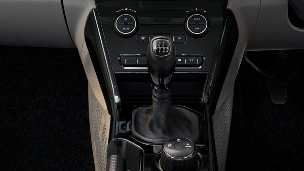 Nexon ಕಾರಿನ ಸಿಲ್ವರ್ ಬಣ್ಣದ ಆಯ್ಕೆಯನ್ನು ಸ್ಥಗಿತಗೊಳಿಸಿದ Tata Motors