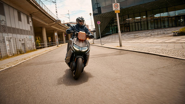 ಹೊಸ BMW CE 04 ಎಲೆಕ್ಟ್ರಿಕ್ ಸ್ಕೂಟರ್ ಉತ್ಪಾದನೆ ಪ್ರಾರಂಭ