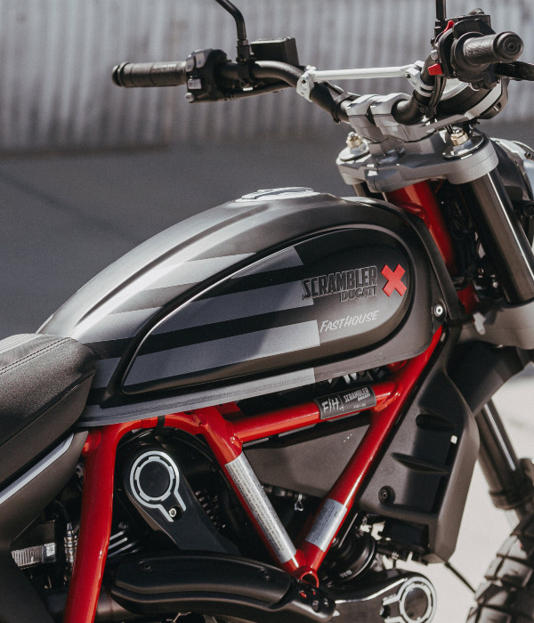 ಭಾರತದಲ್ಲಿ ಹೊಸ Ducati Scrambler Desert Sled Fasthouse ಬೈಕ್ ಬಿಡುಗಡೆ