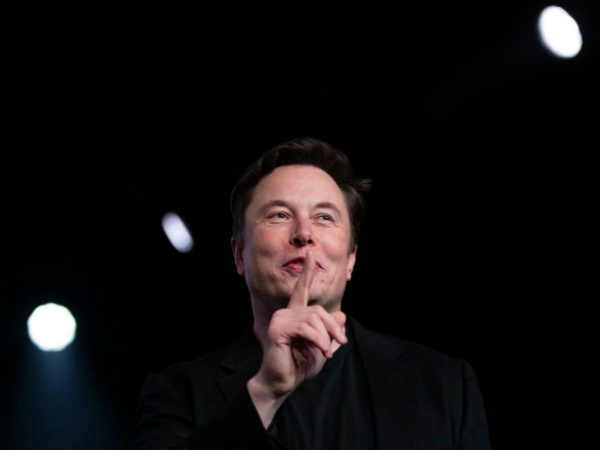 ಗ್ರಾಹಕರ ದೂರಿಗೆ ತ್ವರಿತವಾಗಿ ಸ್ಪಂದಿಸಿದ Tesla ಕಂಪನಿ ಸಿಇಒ