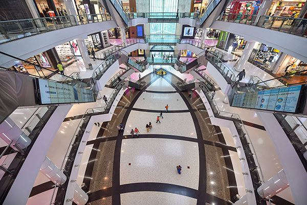 ದೇಶದ ಮೊದಲ ಓಪನ್ ಡ್ರೈವ್ ಇನ್ ಥಿಯೇಟರ್ ತೆರೆಯಲು ಸಜ್ಜಾದ ರಿಲಯನ್ಸ್