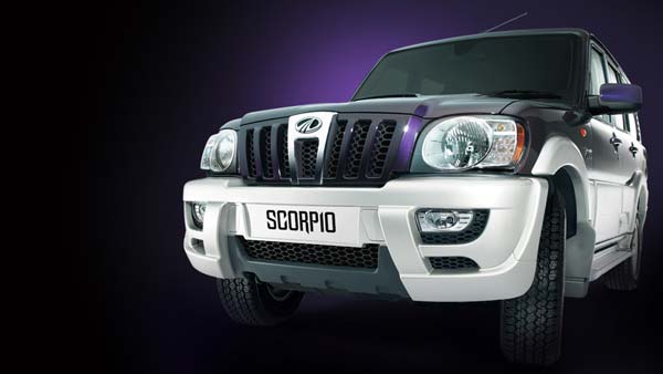 ದೇಶದ ಮೂರನೇ ಅತ್ಯುನ್ನತ ನಾಗರಿಕ ಪ್ರಶಸ್ತಿ ಸ್ವೀಕರಿಸಿದ ಉದ್ಯಮಿ ಆನಂದ್ ಮಹೀಂದ್ರಾ