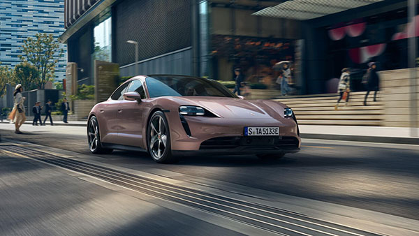 ಭಾರತದಲ್ಲಿ 484 ಕಿ.ಮೀ ರೇಂಜ್ ಹೊಂದಿರುವ Porsche Taycan ಎಲೆಕ್ಟ್ರಿಕ್ ಕಾರು ಬಿಡುಗಡೆ