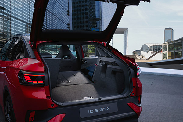 ಹೊಸ ಎಲೆಕ್ಟ್ರಿಕ್ ಕಾರು ಅನಾವರಣಗೊಳಿಸಿದ Volkswagen