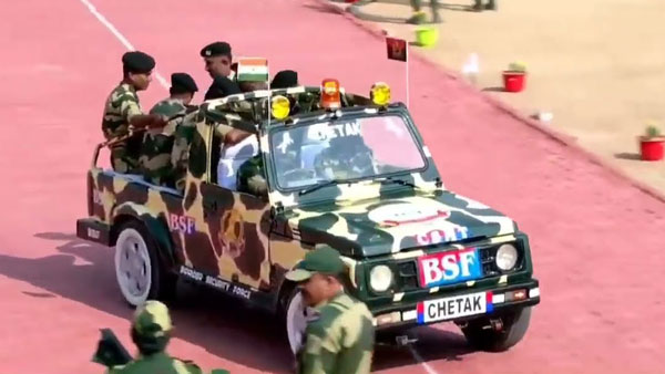 2 ನಿಮಿಷಗಳಲ್ಲಿ ಮಾರುತಿ ಜಿಪ್ಸಿಯನ್ನು ಬೇರ್ಪಡಿಸಿ ಮರು ಜೋಡಣೆ ಮಾಡಿದ ಬಿಎಸ್ಎಫ್ ಯೋಧರು