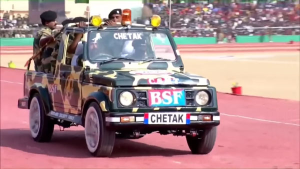 2 ನಿಮಿಷಗಳಲ್ಲಿ ಮಾರುತಿ ಜಿಪ್ಸಿಯನ್ನು ಬೇರ್ಪಡಿಸಿ ಮರು ಜೋಡಣೆ ಮಾಡಿದ ಬಿಎಸ್ಎಫ್ ಯೋಧರು