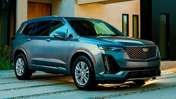 ಕ್ರಿಸ್‌ಮಸ್ ಹಬ್ಬದ ಪ್ರಯುಕ್ತ ತಾಯಿಗೆ ದುಬಾರಿ ಬೆಲೆಯ ಕಾರು ಗಿಫ್ಟ್ ನೀಡಿದ 'ದಿ ರಾಕ್‌'