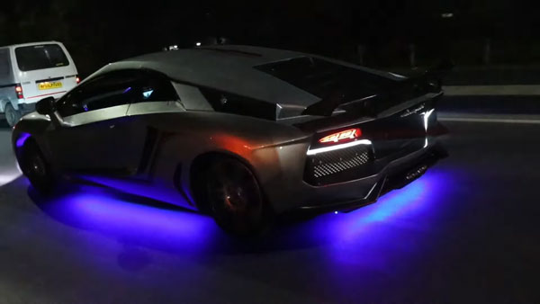 Lamborghini ಕಾರಿನಂತೆ ಮಾಡಿಫೈಗೊಂಡ Honda Civic ಕಾರು