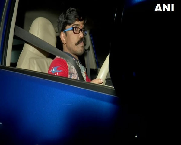 ಹಲವು ಕಷ್ಟಗಳ ನಡುವೆ ಡ್ರೈವಿಂಗ್ ಲೈಸೆನ್ಸ್ ಪಡೆಯಲು ಯಶಸ್ವಿಯಾದ ಕುಬ್ಜ ವ್ಯಕ್ತಿ