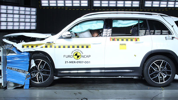 ಕ್ರ್ಯಾಶ್ ಟೆಸ್ಟ್‌ನಲ್ಲಿ 5-ಸ್ಟಾರ್ ರೇಟಿಂಗ್ ಪಡೆದ Mercedes Benz EQB ಎಸ್‍ಯುವಿ