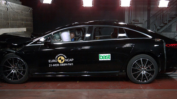 ಎನ್‌ಸಿಎಪಿ ಕ್ರ್ಯಾಶ್ ಟೆಸ್ಟ್'ನಲ್ಲಿ 5 ಸ್ಟಾರ್ ರೇಟಿಂಗ್ ಪಡೆದ Mercedes Benz EQS ಎಲೆಕ್ಟ್ರಿಕ್ ಕಾರು