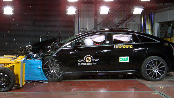 ಎನ್‌ಸಿಎಪಿ ಕ್ರ್ಯಾಶ್ ಟೆಸ್ಟ್'ನಲ್ಲಿ 5 ಸ್ಟಾರ್ ರೇಟಿಂಗ್ ಪಡೆದ Mercedes Benz EQS ಎಲೆಕ್ಟ್ರಿಕ್ ಕಾರು