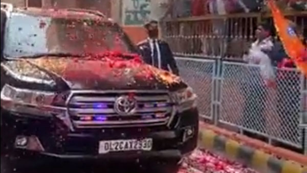 ಕಾಶಿ ಪ್ರಯಾಣದ ವೇಳೆ ಪ್ರಧಾನಿ ನರೇಂದ್ರ ಮೋದಿ ಬಳಸಿದ ಕಾರಿನ ವಿಶೇಷತೆ ಏನು?