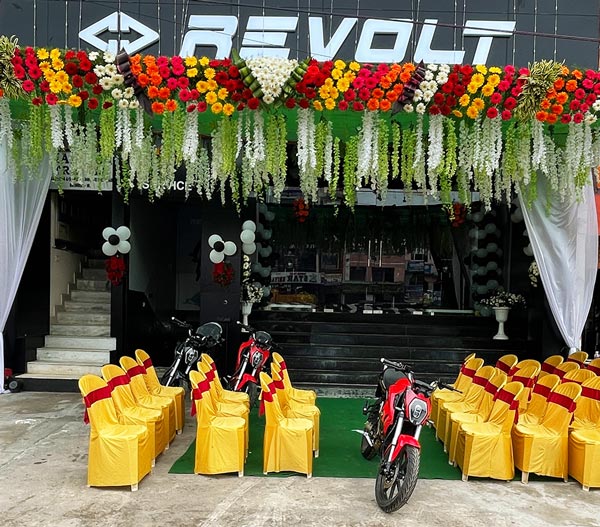 ಮಧುರೈನಲ್ಲಿ ಹೊಸ ಮಾರಾಟ ಮಳಿಗೆ ತೆರೆದ Revolt Motors