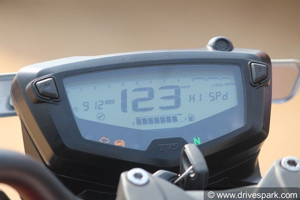 ಹೊಸ TVS Apache 165 RP ಬೈಕ್ ಟೀಸರ್ ಬಿಡುಗಡೆ