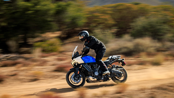 ಹೊಸ ನವೀಕರಣಗಳೊಂದಿಗೆ ಅನಾವರಣಗೊಂಡ 2022ರ Harley Davidson Pan America 1250 ಬೈಕ್