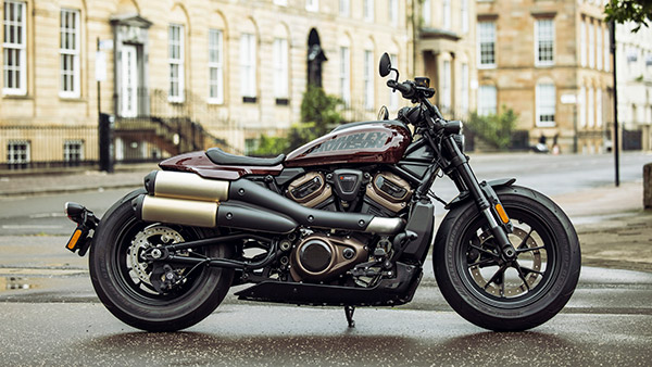 ಐಷಾರಾಮಿ Harley-Davidson ಬೈಕ್ ಖರೀದಿಸಿದ ಗಲ್ಲಿ ಬಾಯ್ ನಟ ಸಿದ್ಧಾಂತ್