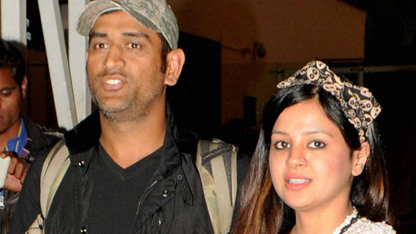 ಧೋನಿ ಗ್ಯಾರೇಜ್‌ಗೆ ಎಂಟ್ರಿ ಕೊಟ್ಟ ಮತ್ತೊಂದು ಐಷಾರಾಮಿ ವಿಂಟೇಜ್ ಕಾರು