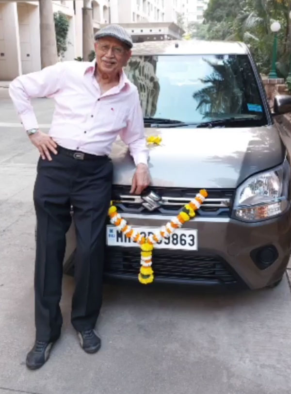 83ನೇ ವಯಸ್ಸಿನಲ್ಲಿ ಹೊಸ ಕಾರು ಖರೀದಿಸಿ ಕನಸು ಈಡೇರಿಸಿಕೊಂಡ ವೃದ್ಧ