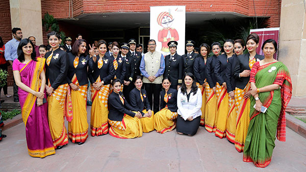 ಏರ್ ಇಂಡಿಯಾದಿಂದ ಸಿಬ್ಬಂದಿಗಳಿಗೆ ಕನಿಷ್ಠ ಆಭರಣ ಧರಿಸಲು ನಿರ್ದೇಶ