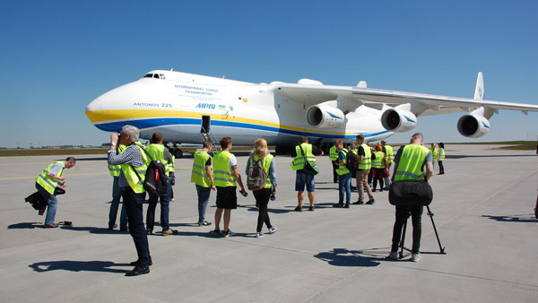 ವಿಶ್ವದ ಅತಿ ದೊಡ್ಡ ಕಾರ್ಗೊ ವಿಮಾನ 'ಮ್ರಿಯಾ' ನಾಶಪಡಿಸಿದ ರಷ್ಯಾ! 