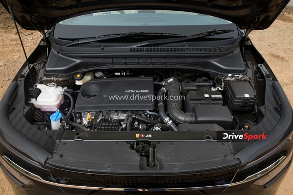 ಬಿಡುಗಡೆಗೂ ಮುನ್ನ ಡೀಲರ್ಸ್ ಯಾರ್ಡ್ ತಲುಪಿದ ಕಿಯಾ ಕಾರೆನ್ಸ್ ಎಸ್‌ಯುವಿ