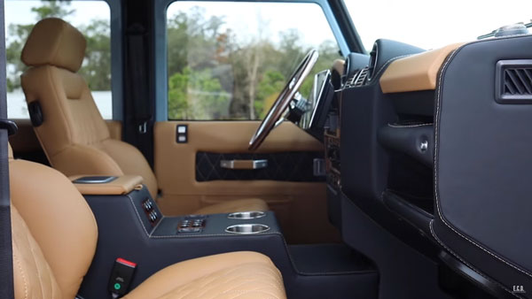 ಟೆಸ್ಲಾ ಎಲೆಕ್ಟ್ರಿಕ್ ಪವರ್‌ಟ್ರೇನ್‌ನೊಂದಿಗೆ ರಿಸ್ಟೋರ್ ಆಗಿ ಮಿಂಚುತ್ತಿದೆ ಹಳೆಯ ಲ್ಯಾಂಡ್ ರೋವರ್ ಎಸ್‌ಯುವಿಗಳು