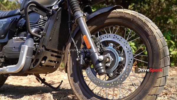 ಅತ್ಯಾಧುನಿಕ ಫೀಚರ್ಸ್, ಆಕರ್ಷಕ ವಿನ್ಯಾಸದ ಯೆಜ್ಡಿ ಸ್ಕ್ರ್ಯಾಂಬ್ಲರ್ ಬೈಕ್ ರಿವ್ಯೂ