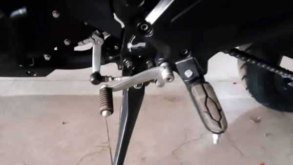 ಹೊಸ ನವೀಕರಣಗಳನ್ನು ಪಡೆದುಕೊಂಡ ಬಜಾಜ್ ಡೋಮಿನಾರ್ 250 ಬೈಕ್ 