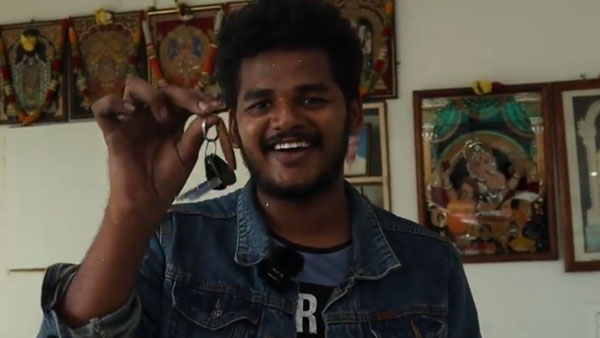 2.60 ಲಕ್ಷ ರೂ. ಚಿಲ್ಲರೆ ನಾಣ್ಯಗಳನ್ನು ನೀಡಿ ಬಜಾಜ್ ಡೊಮಿನಾರ್ 400 ಖರೀದಿಸಿದ ಯುವಕ! 