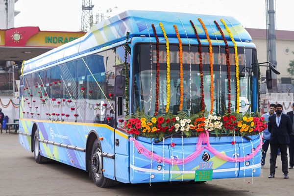  ದೆಹಲಿಯಲ್ಲಿ ಇನ್ಮುಂದೆ ಬಸ್‌ ಮಾರ್ಗದಲ್ಲಿ ಇತರ ವಾಹನಗಳು ಸಂಚರಿಸುವಂತಿಲ್ಲ: 10 ಸಾವಿರ ರೂ.ದಂಡ