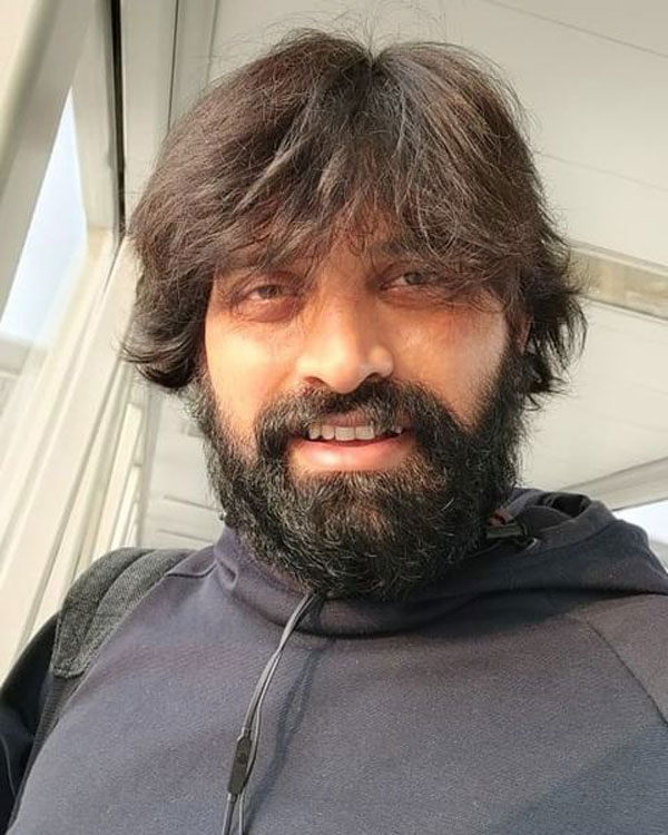 ನೃತ್ಯ ನಿರ್ದೇಶಕ ಜಾನಿ ಮಾಸ್ಟರ್‌ಗೆ ದುಬಾರಿ ಕಾರು ಗಿಫ್ಟ್ ನೀಡಿದ ನಟ ಕಿಚ್ಚಾ ಸುದೀಪ್‌ 